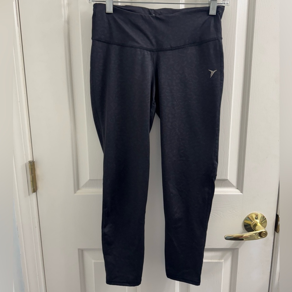 Old Navy Active Black Go-Dry Leggings